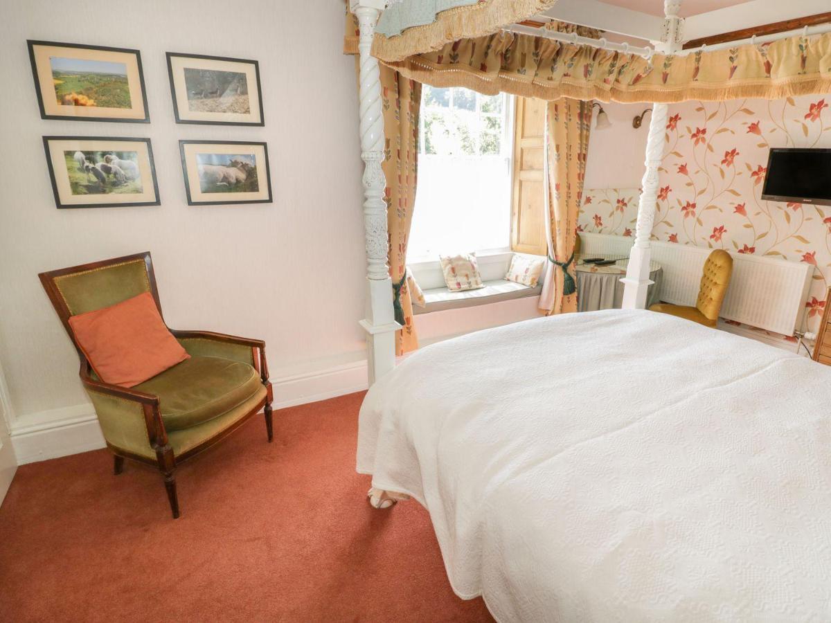 Norton House Bed & Breakfast & Cottages Whitchurch  エクステリア 写真