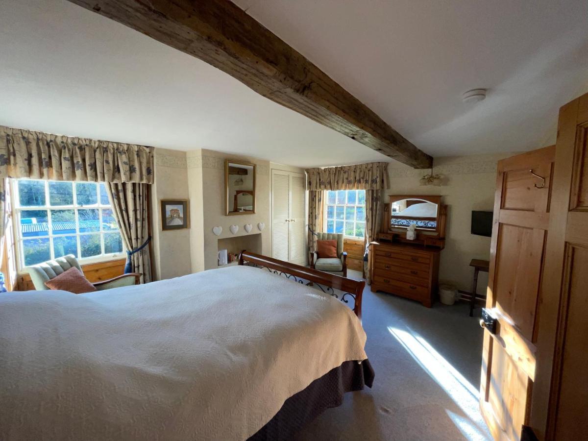 Norton House Bed & Breakfast & Cottages Whitchurch  エクステリア 写真