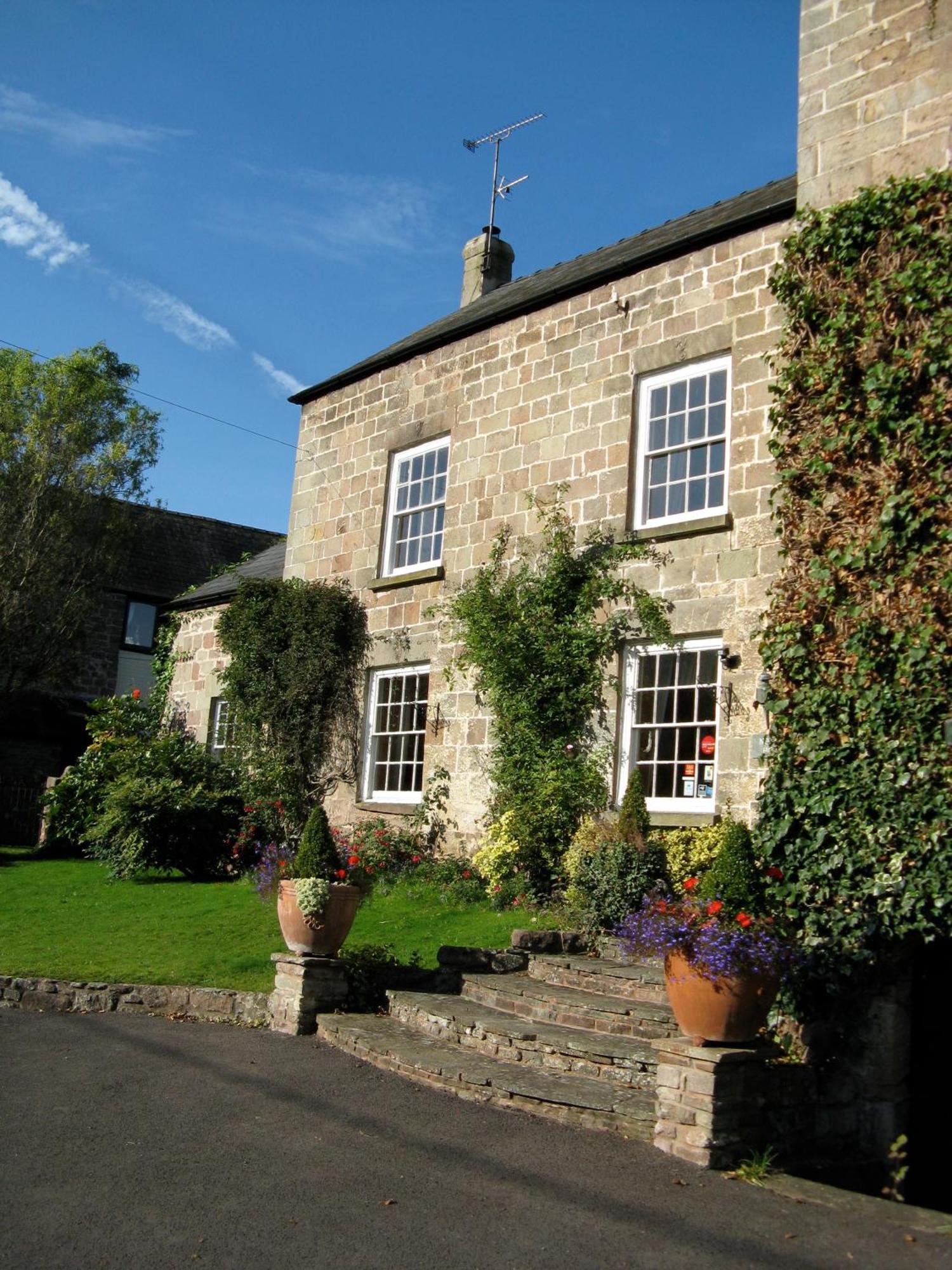 Norton House Bed & Breakfast & Cottages Whitchurch  エクステリア 写真